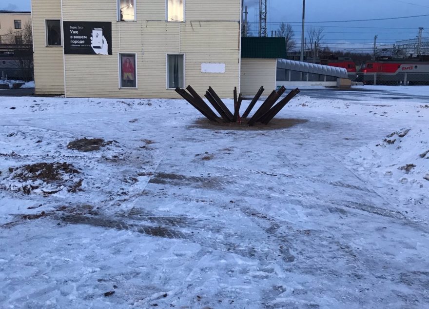 В Тверской области убрали новый памятник с грубой ошибкой