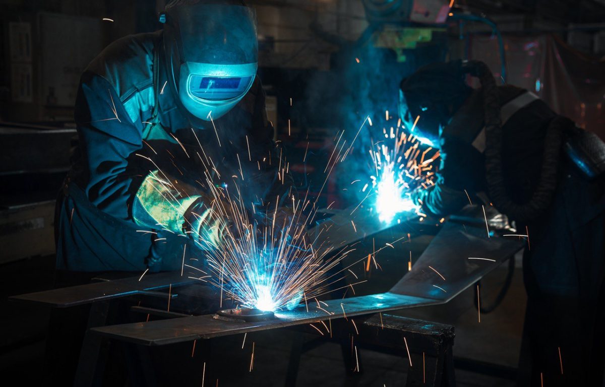 Больше 14 тысяч вакансий предлагают жителям Тверской области