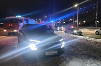 В Твери автомобиль наехал на ребенка