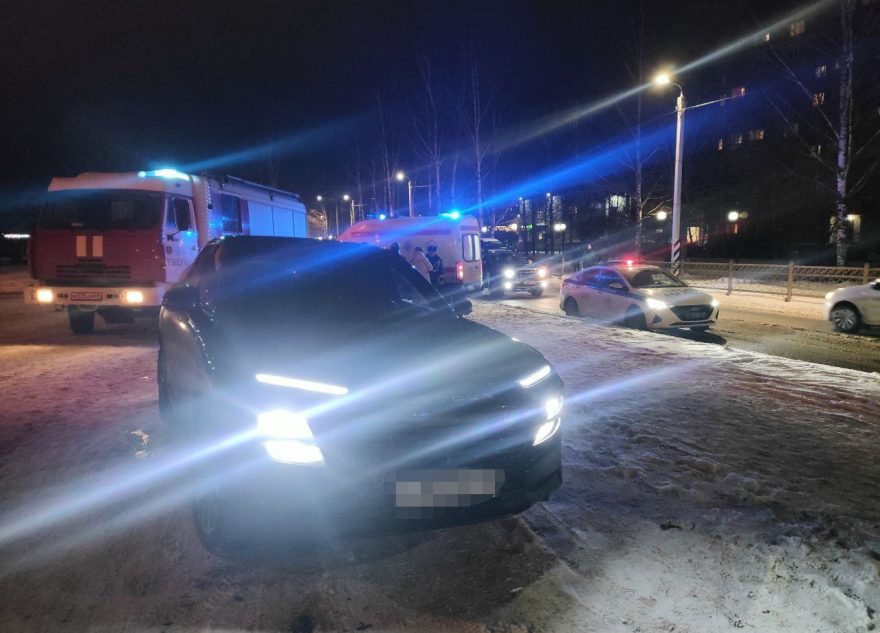 В Твери автомобиль наехал на ребенка