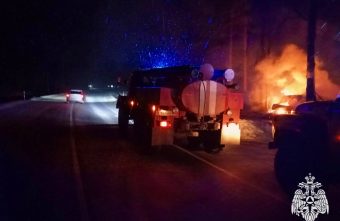 В Тверской области пожарные спасли дом от огня В Тверской области пожарные спасли дом от огня