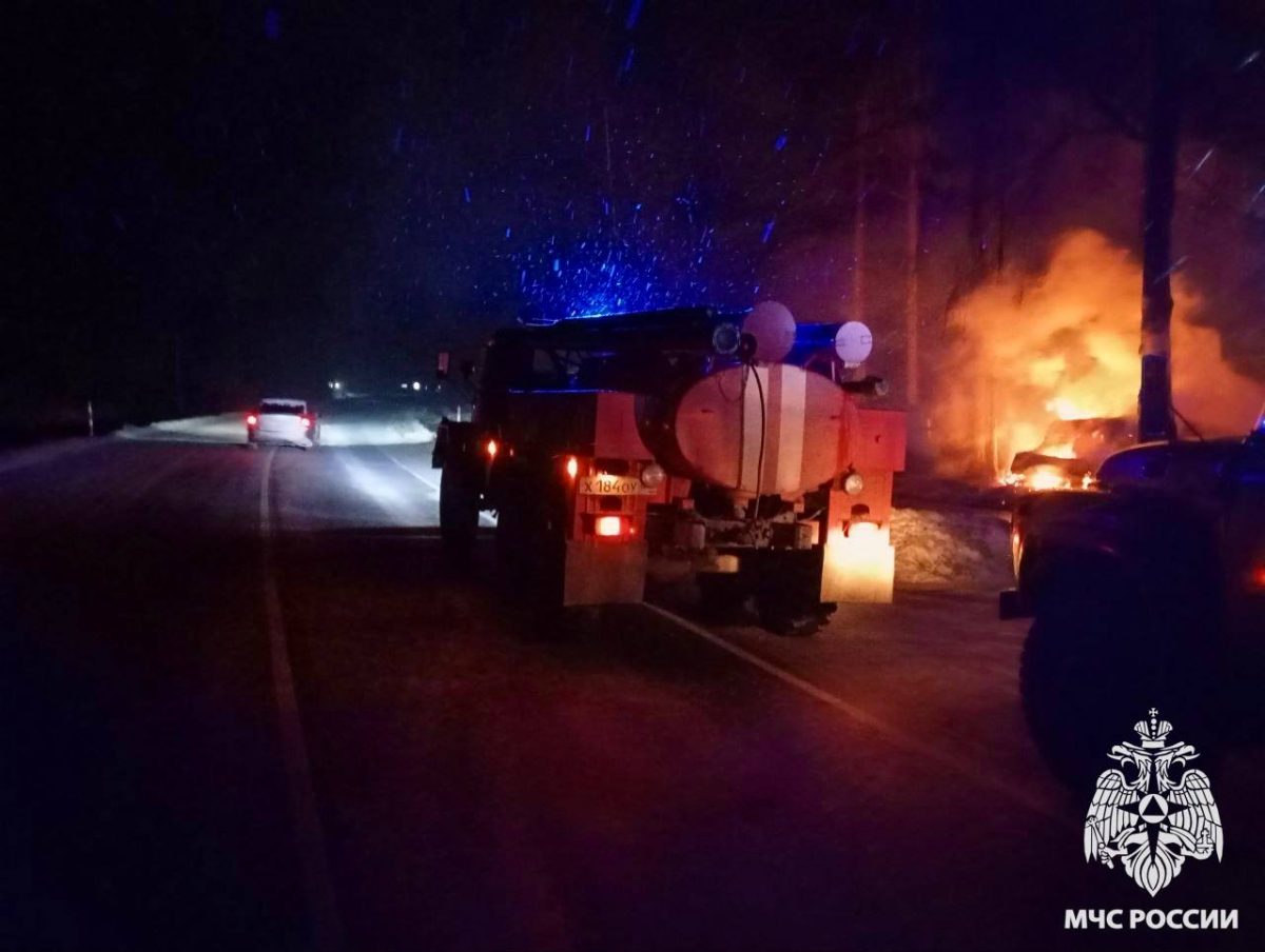 В Тверской области пожарные спасли дом от огня