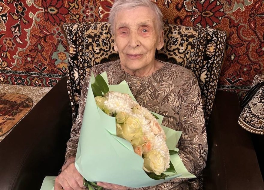 Герою Социалистического Труда Александре Денисовой из Твери исполнился 91 год Герою Социалистического Труда Александре Денисовой из Твери исполнился 91 год