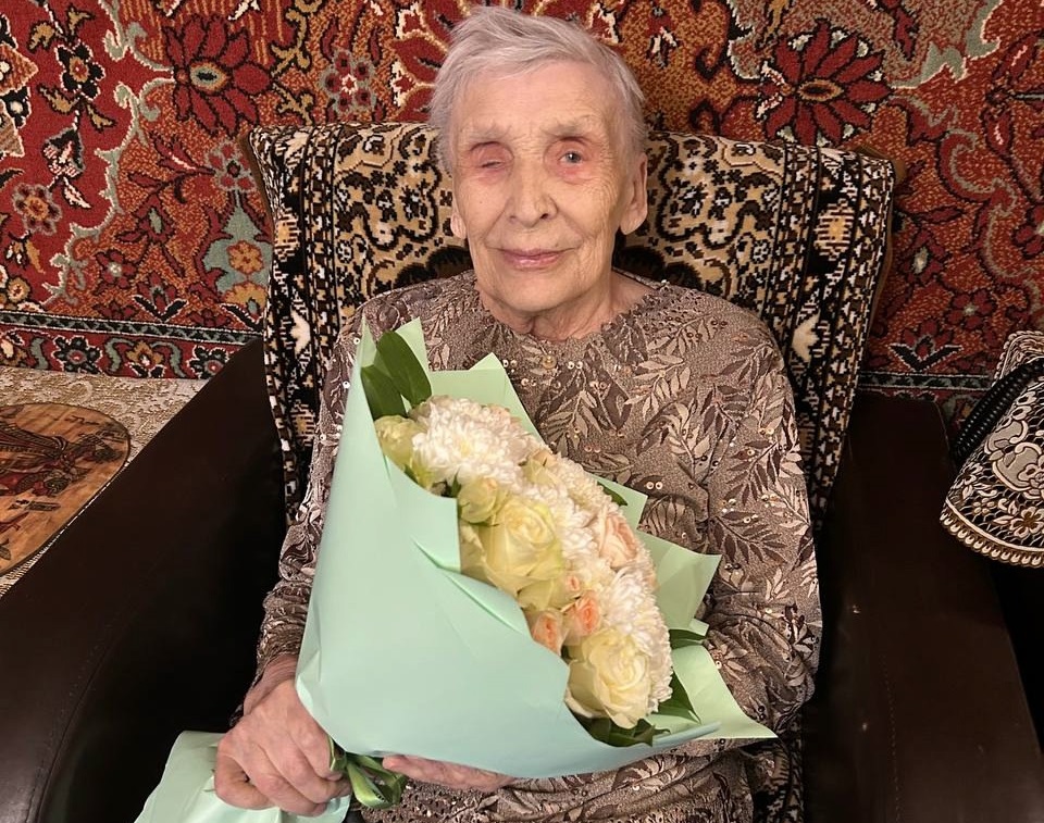 Герою Социалистического Труда Александре Денисовой из Твери исполнился 91 год Герою Социалистического Труда Александре Денисовой из Твери исполнился 91 год