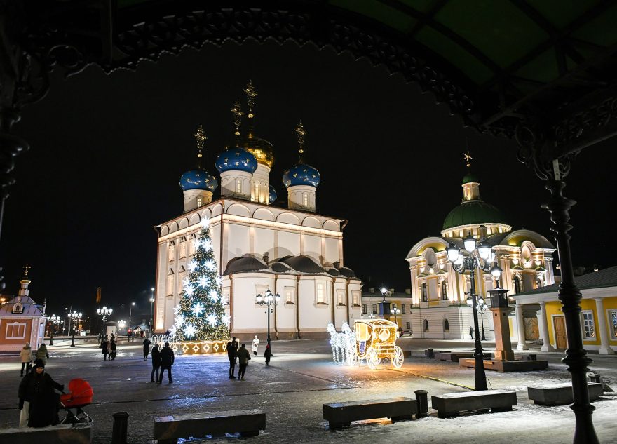 Игорь Руденя встретил Рождество Христово вместе с прихожанами Спасо-Преображенского кафедрального собора