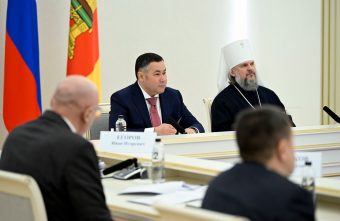Игорь Руденя и митрополит Амвросий провели заседание Координационного совета региона Игорь Руденя и митрополит Амвросий провели заседание Координационного совета региона
