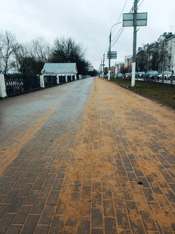 В Твери пляж незаметно перекочевал на набережную