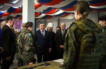 Губернатор Игорь Руденя обсудил с молодежью вопросы патриотического воспитания и сохранения исторической памяти