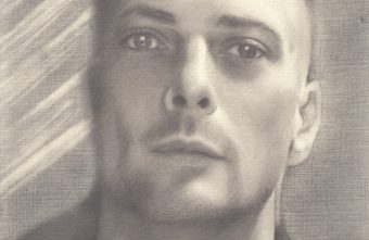 Художница пишет портреты участников СВО из Тверской области