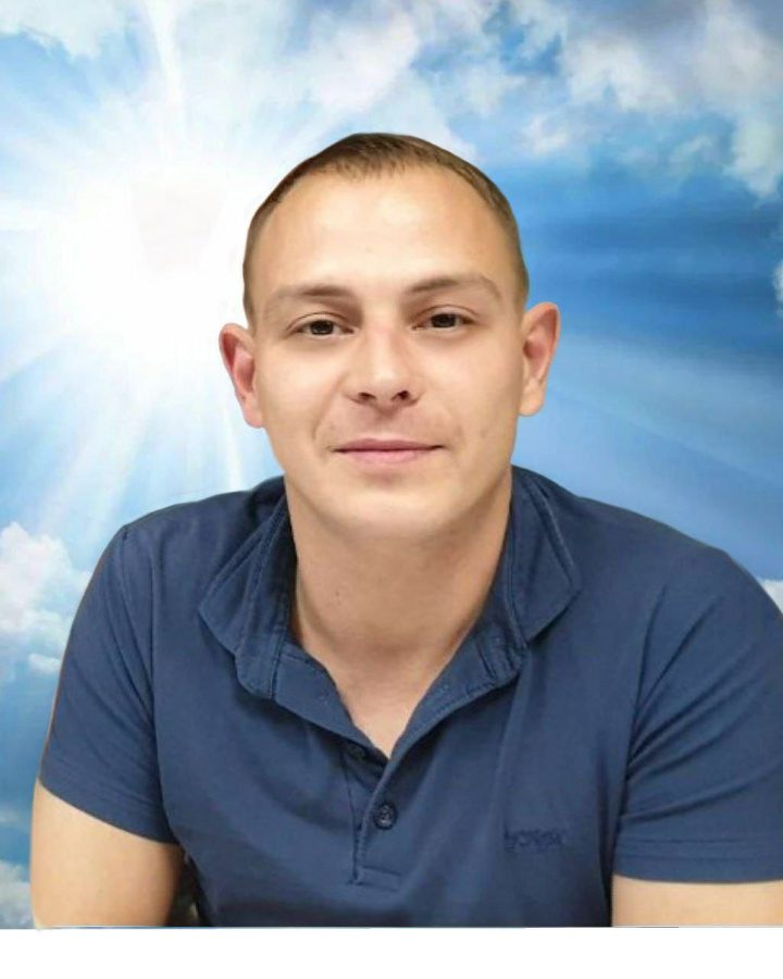 В Тверской области в последний путь проводят участника СВО Алексия Журавлева В Тверской области в последний путь проводят участника СВО Алексия Журавлева