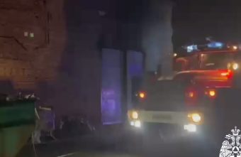 Ночью в производственном цехе в Тверской области несколько часов тушили пожар Ночью в производственном цехе в Тверской области несколько часов тушили пожар