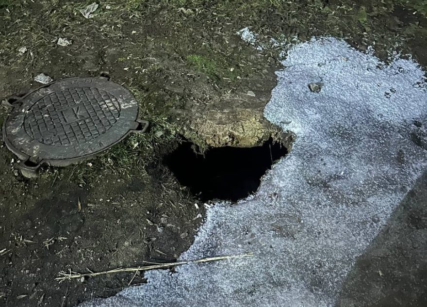 В Тверской области жители боятся провалиться в подземелье