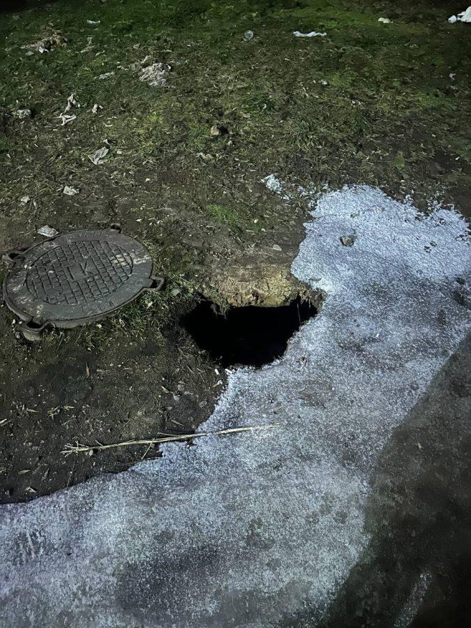 В Тверской области жители боятся провалиться в подземелье