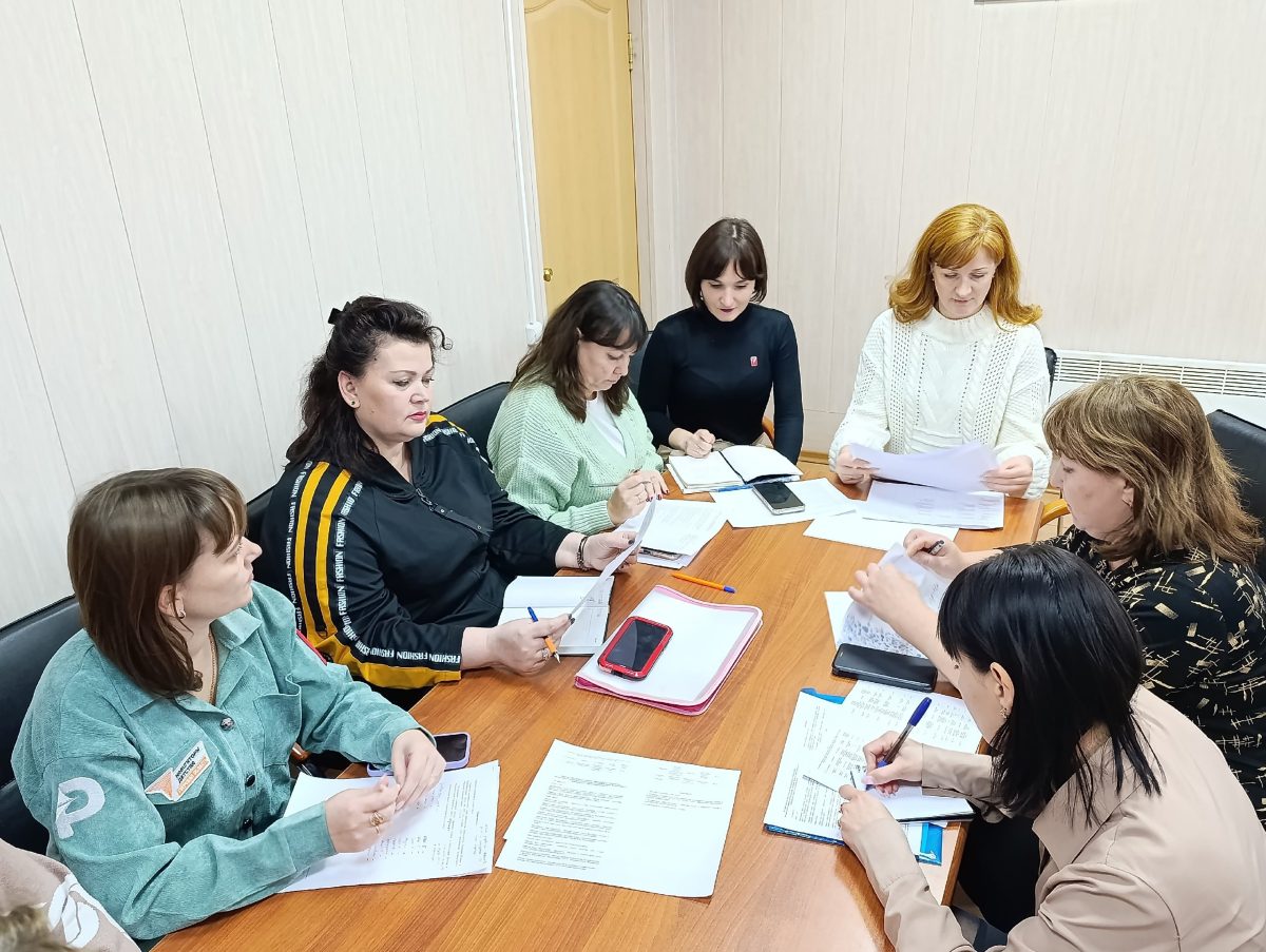 "Первые" обсудили в Вышнем Волочке планы на 2025 год