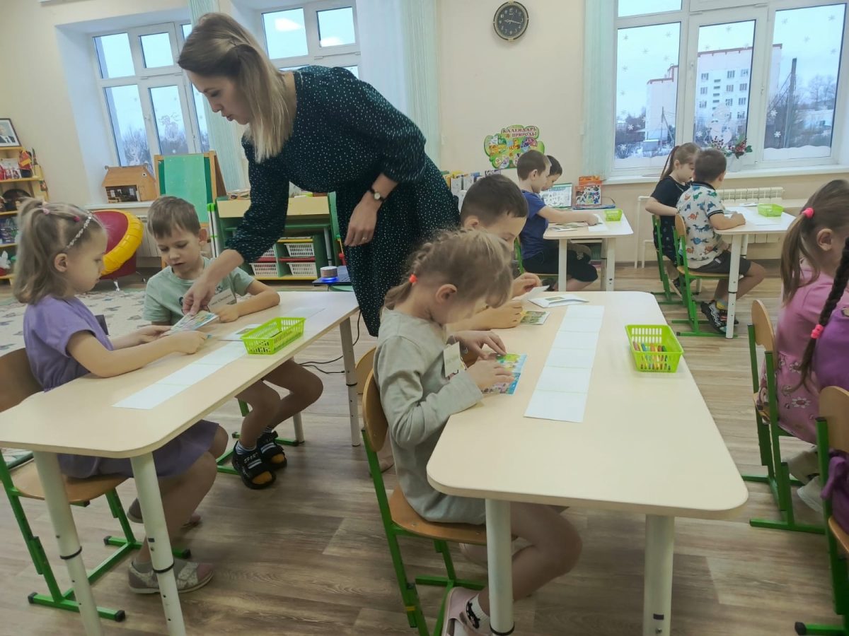 Лучших воспитателей выбирали в Лихославльском округе