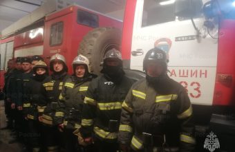 В Тверской области пожарные спасли двух человек В Тверской области пожарные спасли двух человек