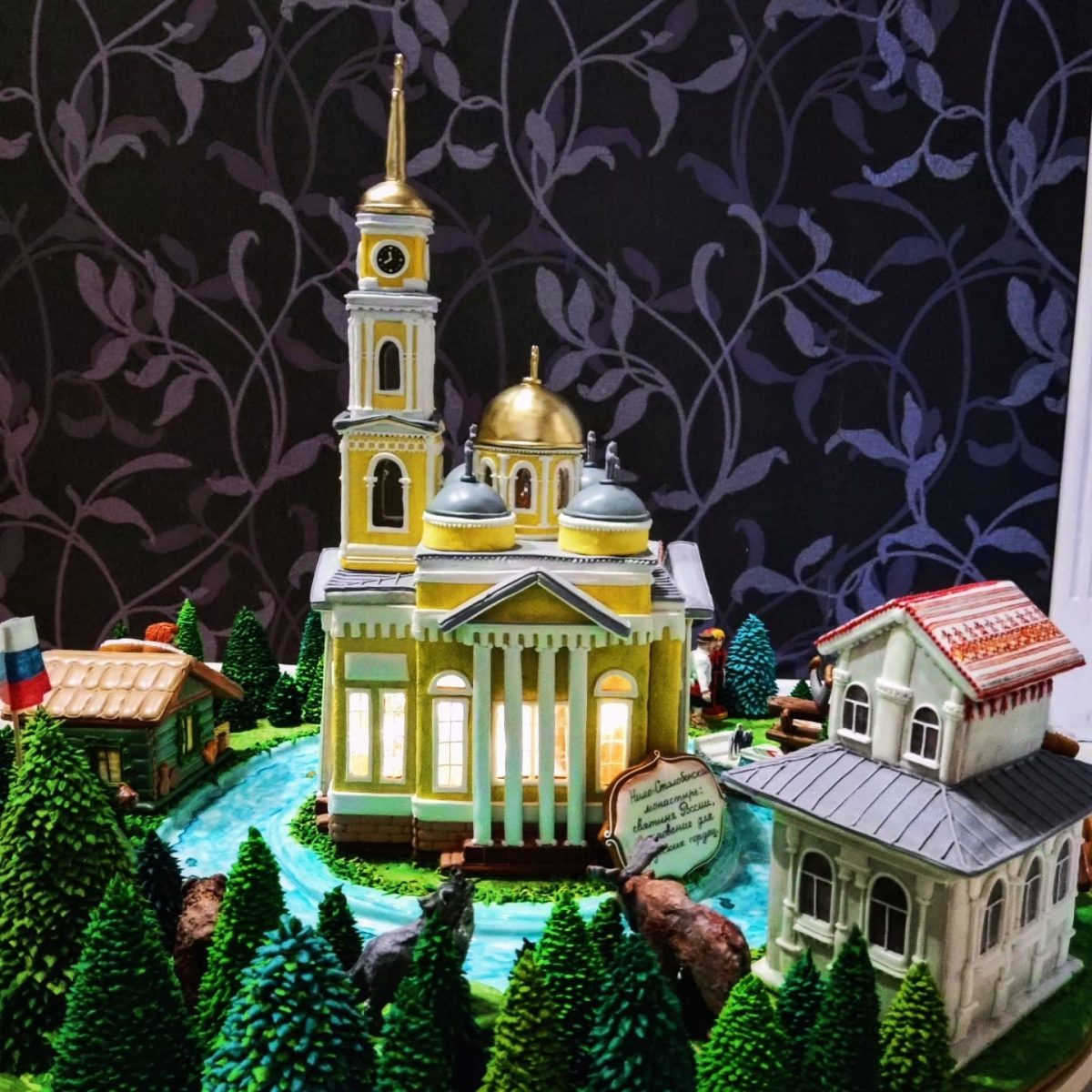 Кондитер сделала пряничную композицию, посвящённую Осташковскому округу