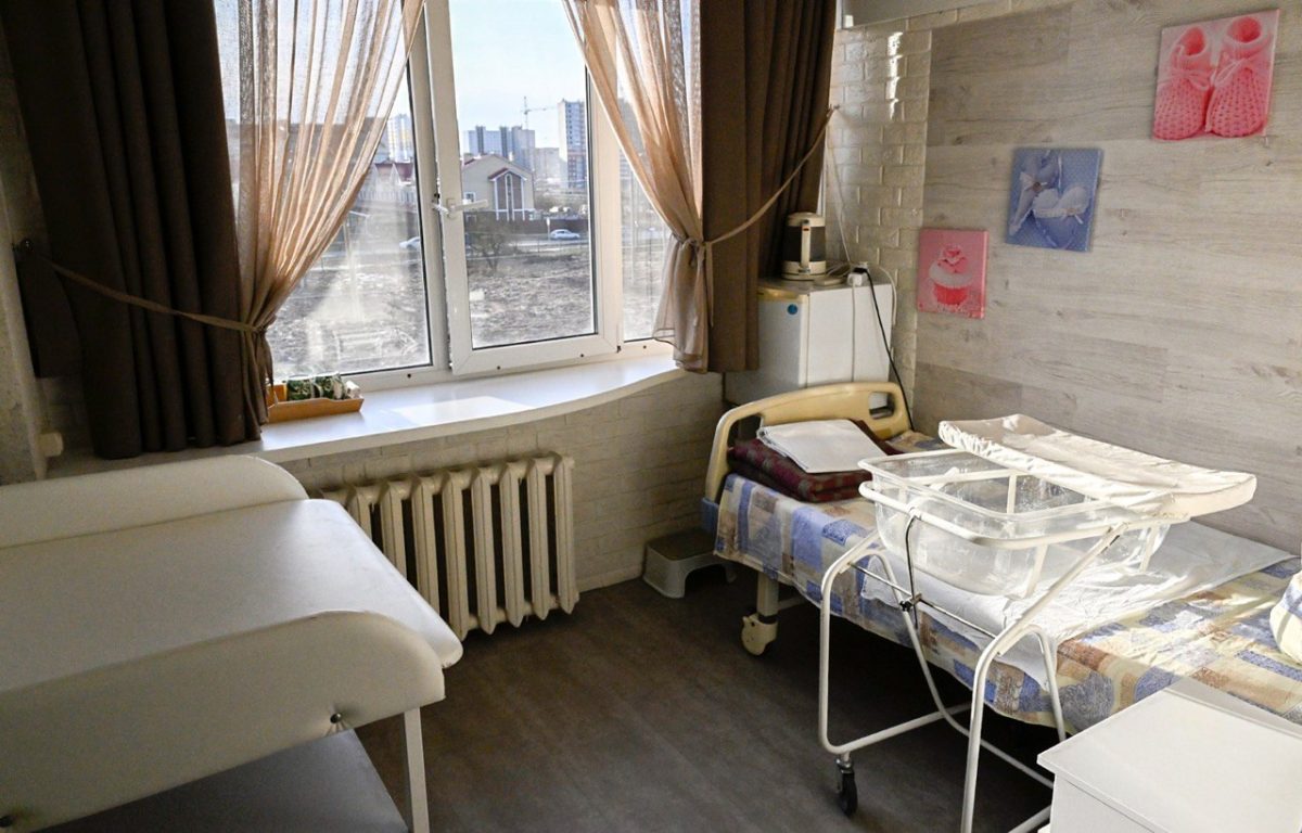 Губернатор Игорь Руденя провел инспекционную поездку по областным роддомам