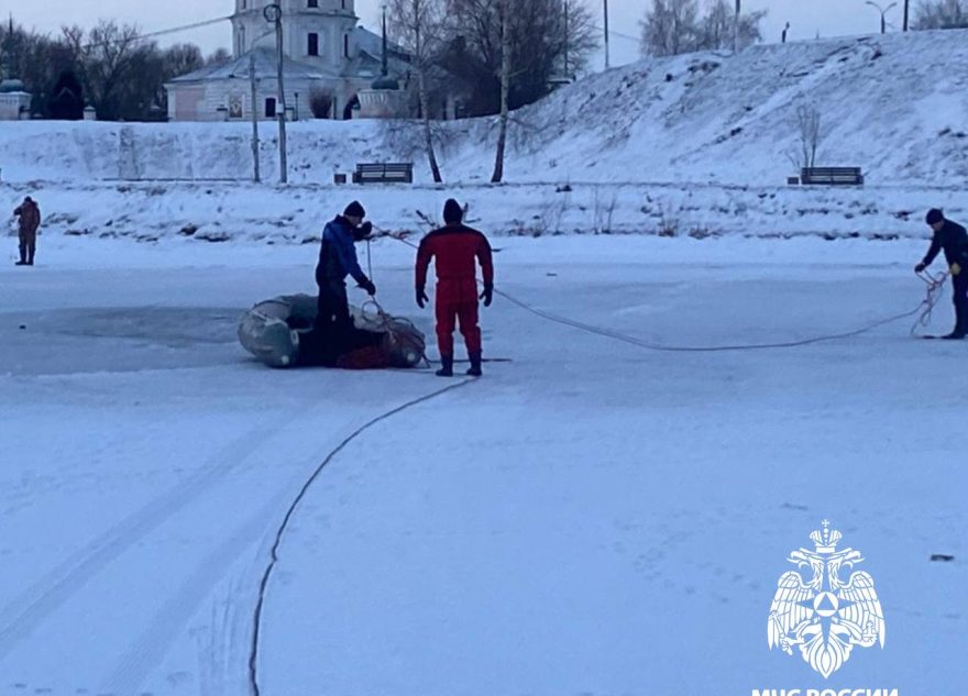 В Твери из Тьмаки выловили тело мужчины