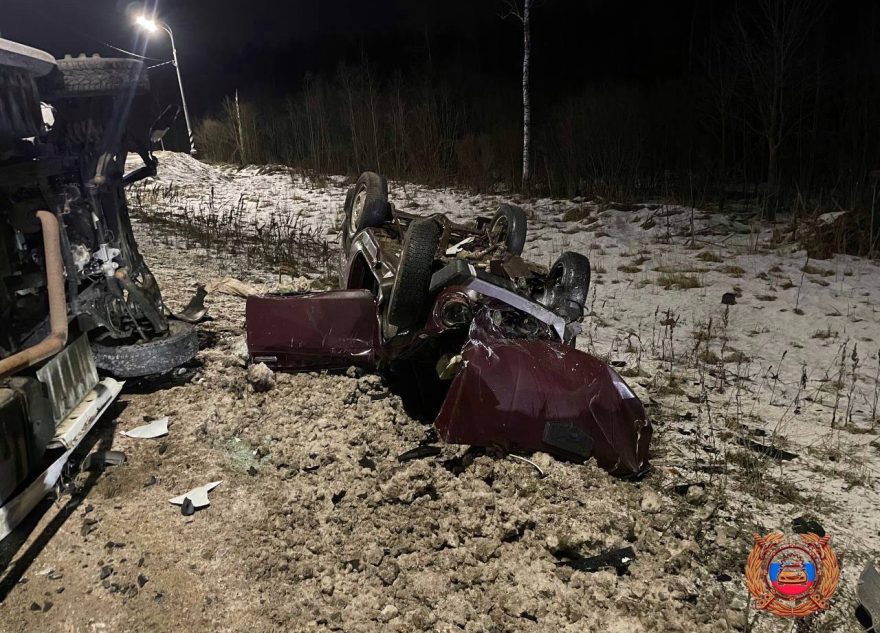 В аварии на трассе в Тверской области пострадали два человека