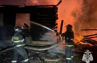 В Тверской области дотла сгорел дом В Тверской области дотла сгорел дом
