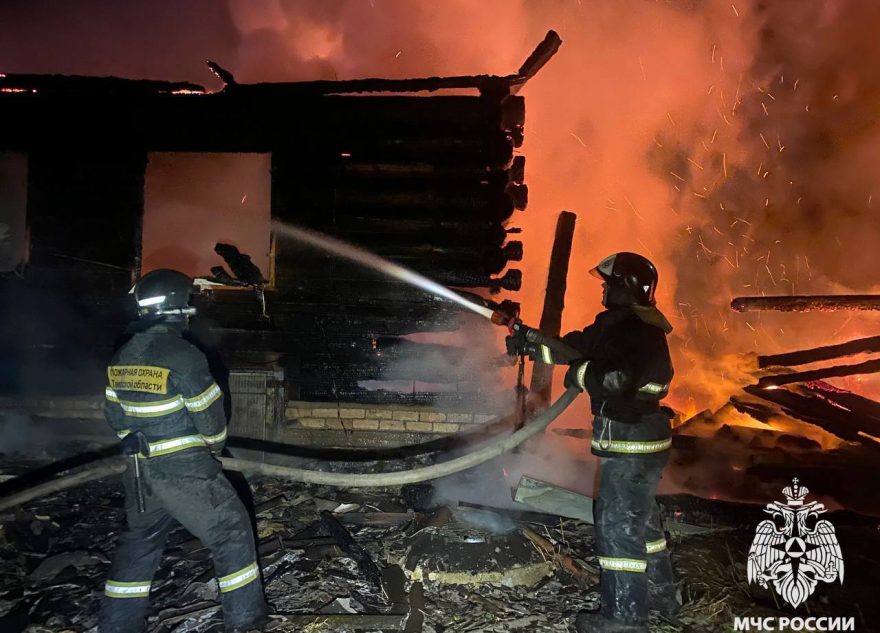 В Тверской области дотла сгорел дом