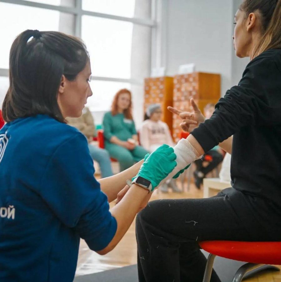 МегаФон помог благотворительной организации «Мария мама» обучить родителей основам первой помощи детям