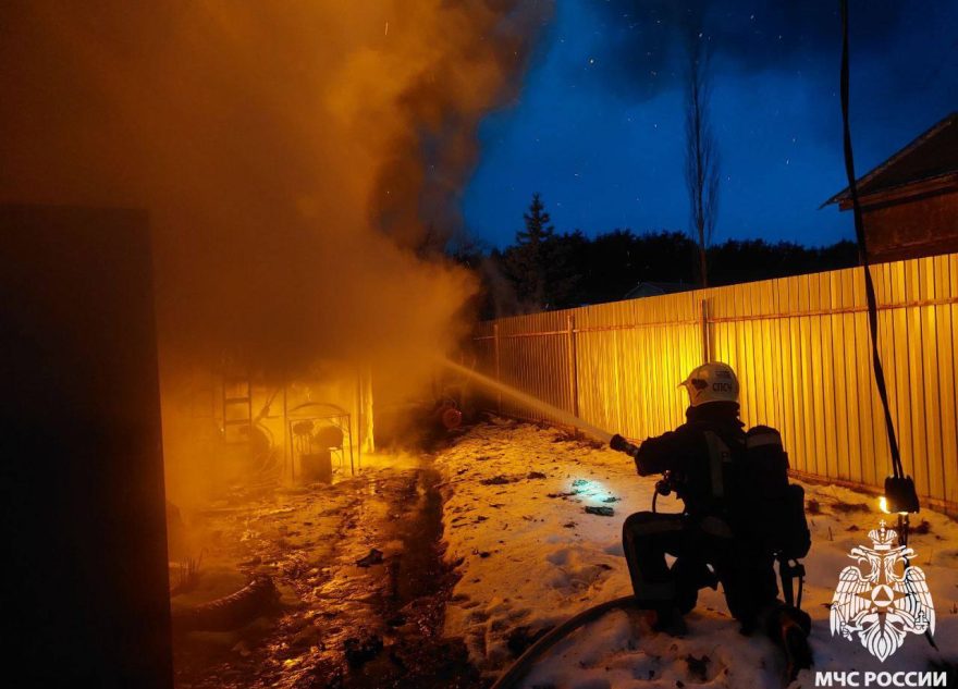 В деревне под Тверью сгорел дотла жилой дом