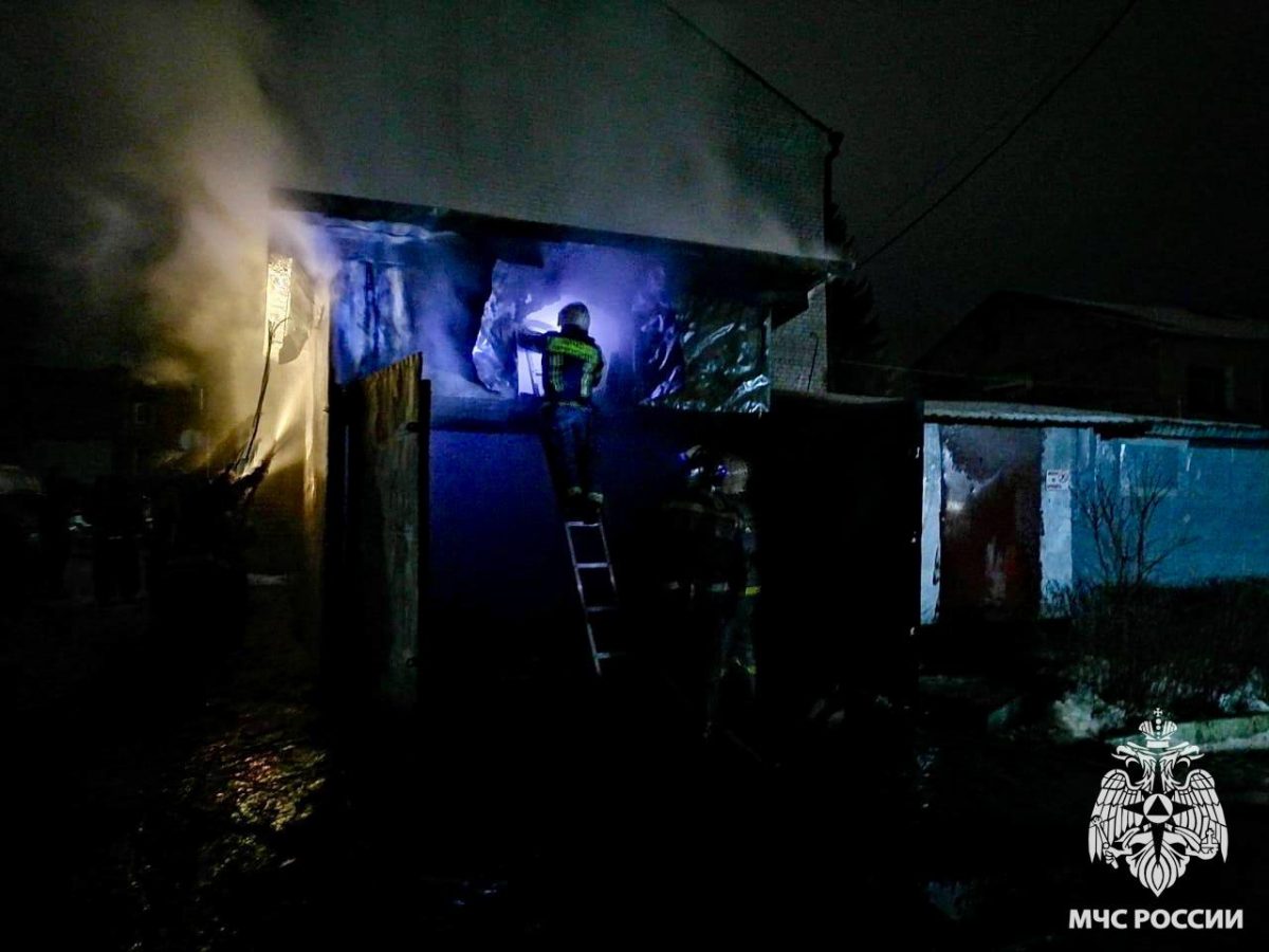 В Тверской области из-за обогревателя сгорел гараж