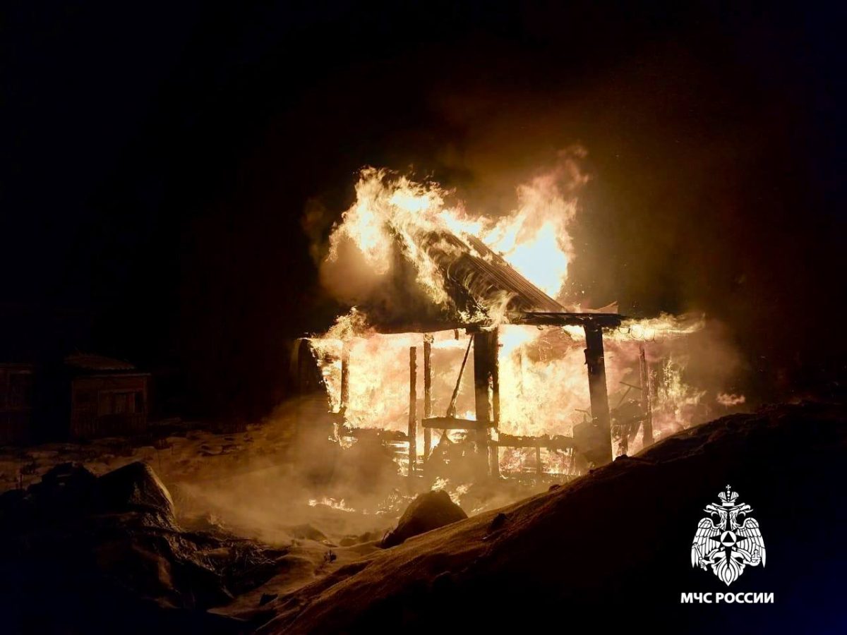 Дачный дом в Тверской области сгорел дотла