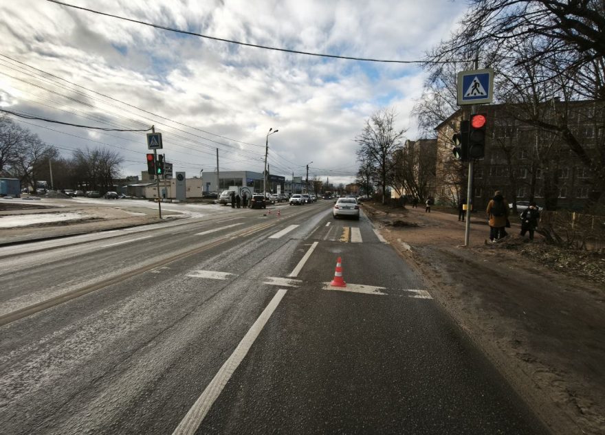 В Твери водитель "Хёндая" сбил 12-летнюю девочку