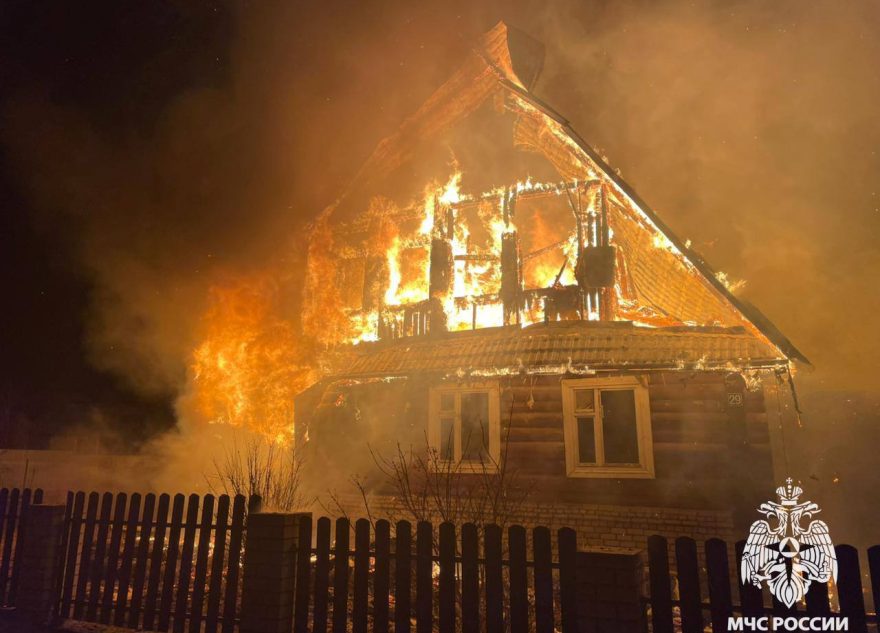 В Тверской области сгорел дотла дачный дом