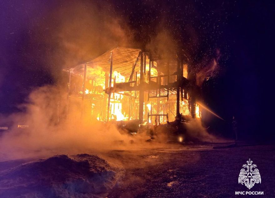 Из-за короткого замыкания в Тверской области сгорел дом