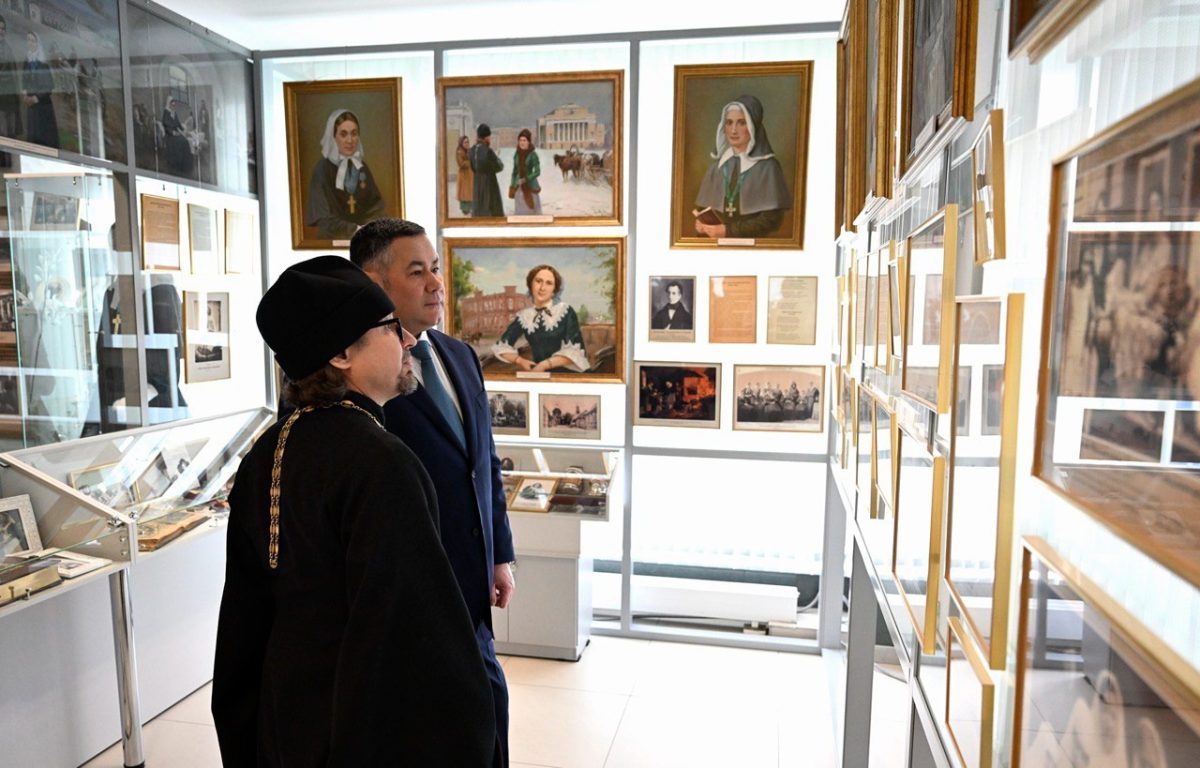 Губернатор Игорь Руденя провел инспекционную поездку по областным роддомам