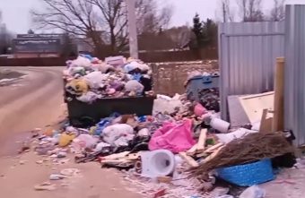 В Тверской области в заповедной зоне с Нового года не убирают мусор