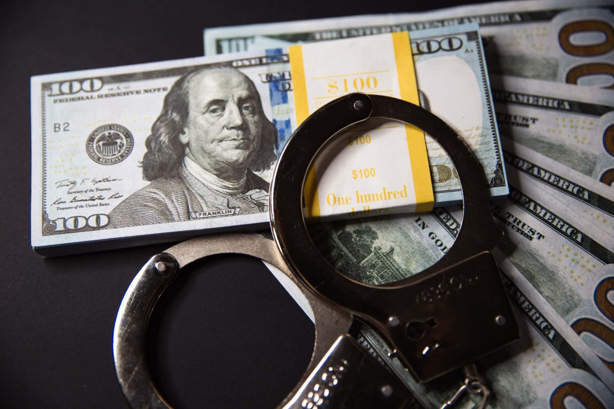 Тверичанка воспользовалась чужой картой, ей грозит уголовный срок