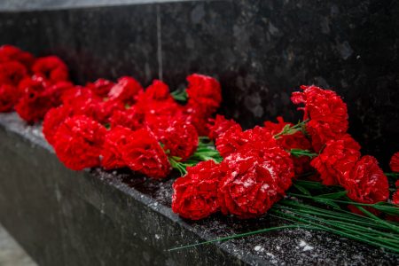 В Тверской области похоронят с воинскими почестями Романа Захарова В Тверской области похоронят с воинскими почестями Романа Захарова