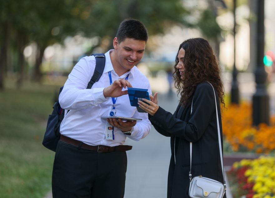 Клиенты ВТБ увеличили спрос на выездное обслуживание в 5 раз за год