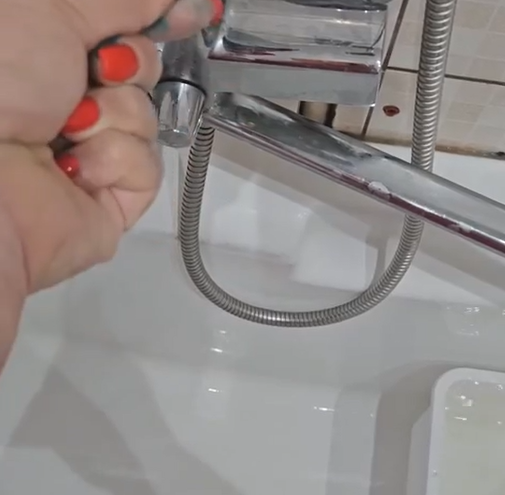 Жители Тверской области выживают зимой без горячей воды