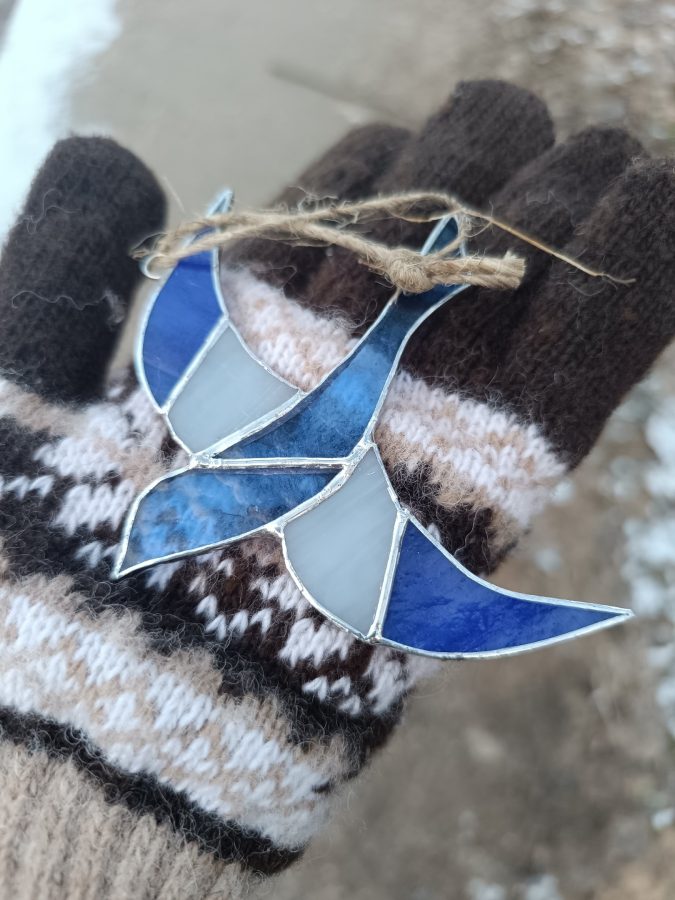 Житель Твери устроил для всех квест по поиску витражных украшений