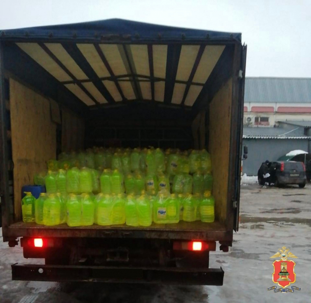 В Твери предотвратили продажу больше 16 тысяч литров смертельно опасной «незамерзайки»