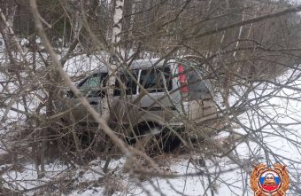 В Тверской области Тойота вылетела с трассы В Тверской области Тойота вылетела с трассы