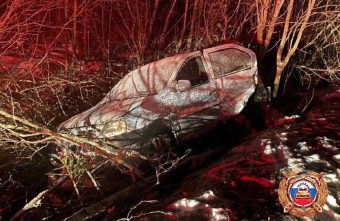 В Тверской области автомобиль съехал в кювет