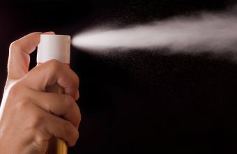 В Тверской области мужчина распылил перцовый баллончик на покупателя в аптеке В Тверской области мужчина распылил перцовый баллончик на покупателя в аптеке