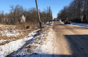 В Тверской области опоры решили прилечь на провода