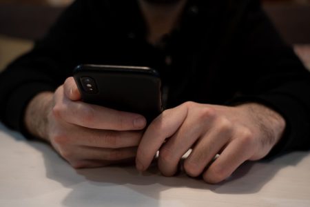 Вредоносный телефонный вирус опустошает счета россиян Вредоносный телефонный вирус опустошает счета россиян