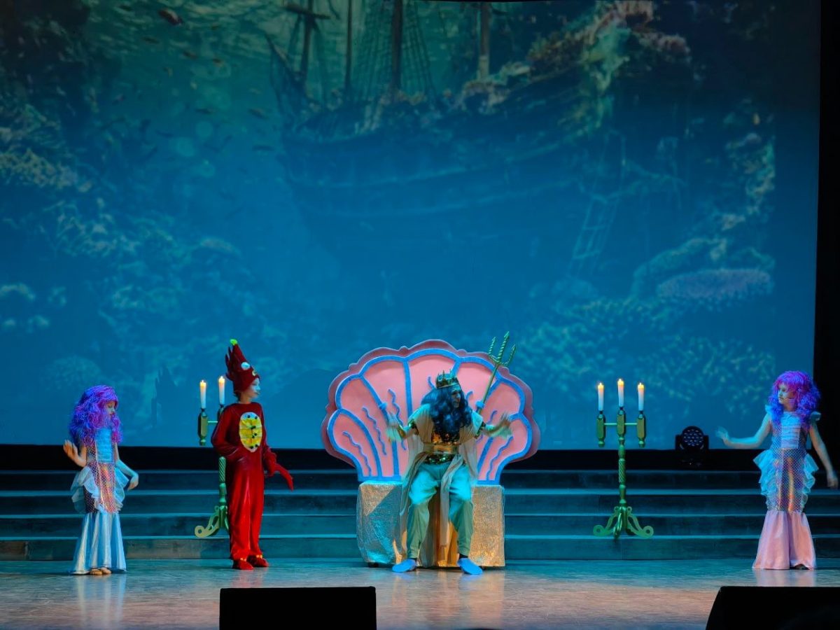 В Лихославле состоялась премьера спектакля "Спящая царевна"