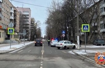 Водитель "Лады" сбил пешехода на зебре в Твери Водитель "Лады" сбил пешехода на зебре в Твери