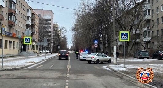 Водитель "Лады" сбил пешехода на зебре в Твери Водитель "Лады" сбил пешехода на зебре в Твери