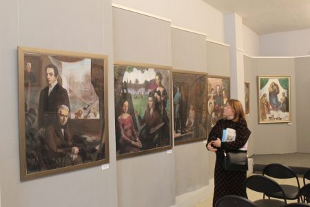 В Твери проходит выставка памяти художника Олега Носова